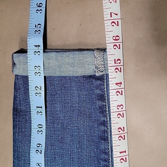 AG Adriano Goldschmied Size 26 "The Stilt Roll-Up" Cigarette Roll-Up Jean, GUC - Picture 8 of 13